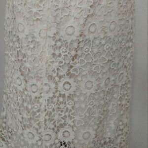 Solitaire Lace Pencil Skirt Med.